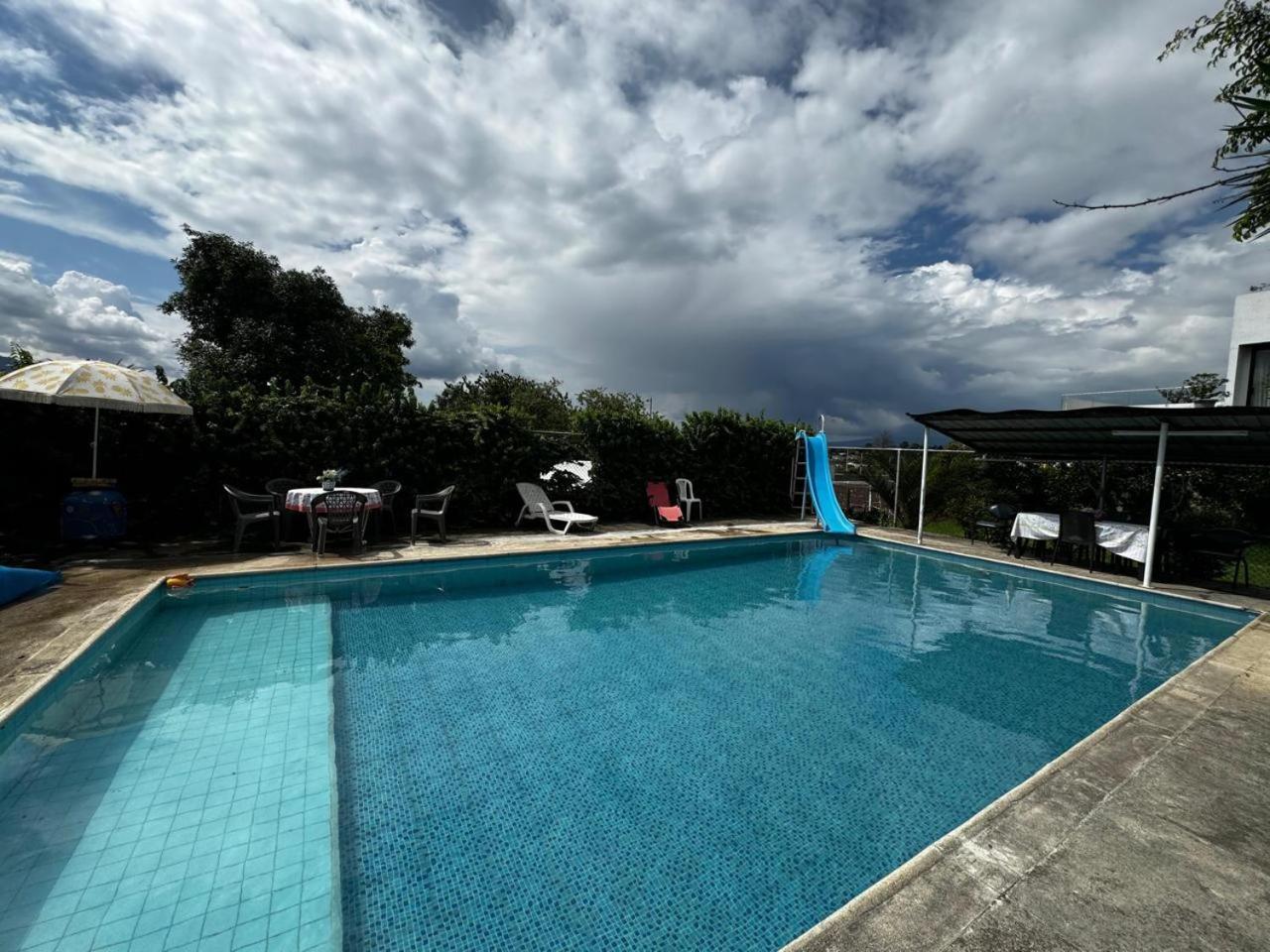 Casa Elalu Quito Exterior foto